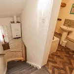 25 Seaton